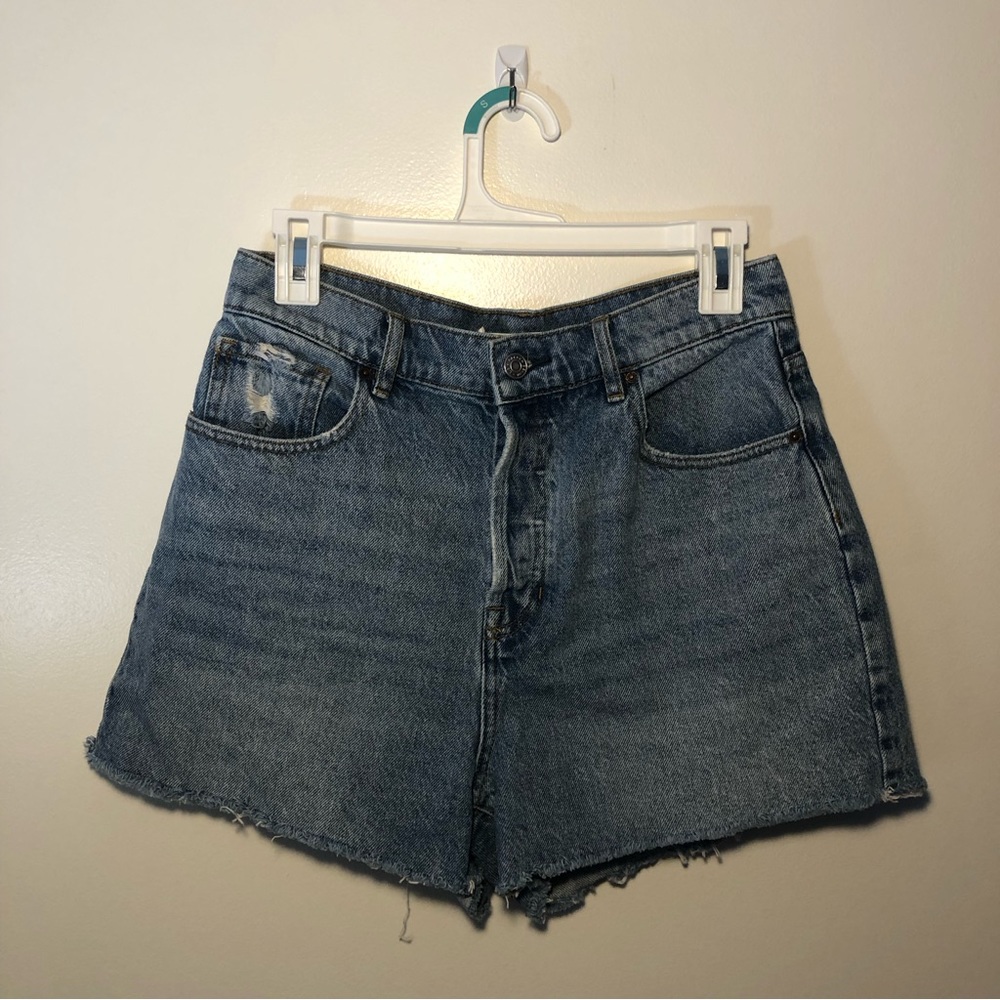 medium wash shorts